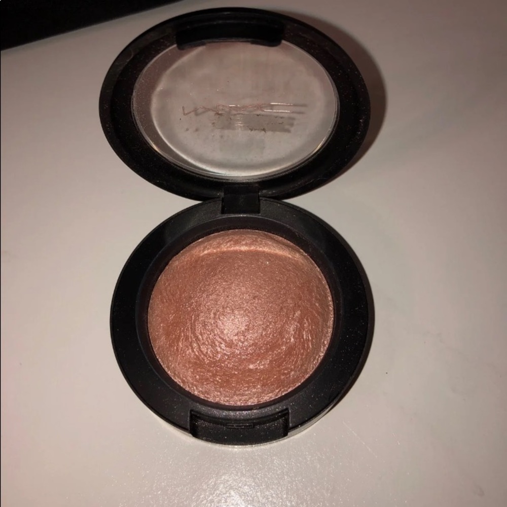 mac cosmetic